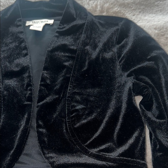 White House Black Market Elegant Black Blazer - Picture 4 of 11